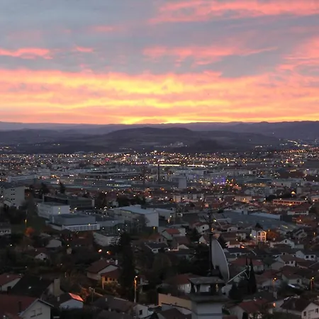 Appartamento 2 Pièces Avec Vue Panoramique Sur Clermont-Ferrand